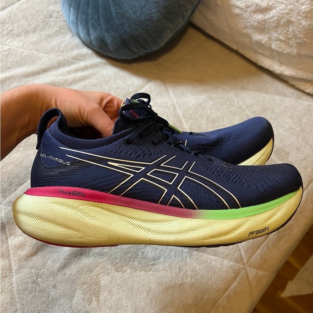 ASICS gel nimbus 25